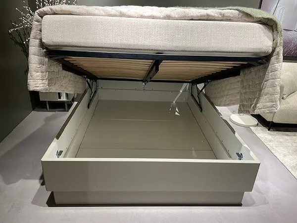 Houston- vuode runko verhoillulla sängyn päädyllä ja säilytystilalla ( kysy myös patjaa)